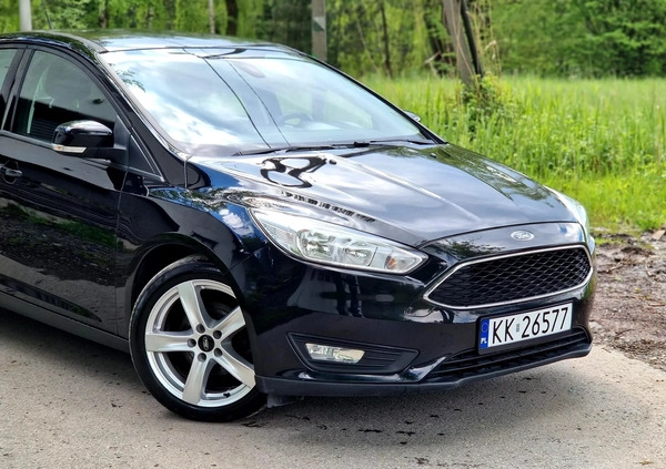 Ford Focus cena 34800 przebieg: 118000, rok produkcji 2015 z Kraków małe 596